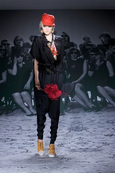 Look 22